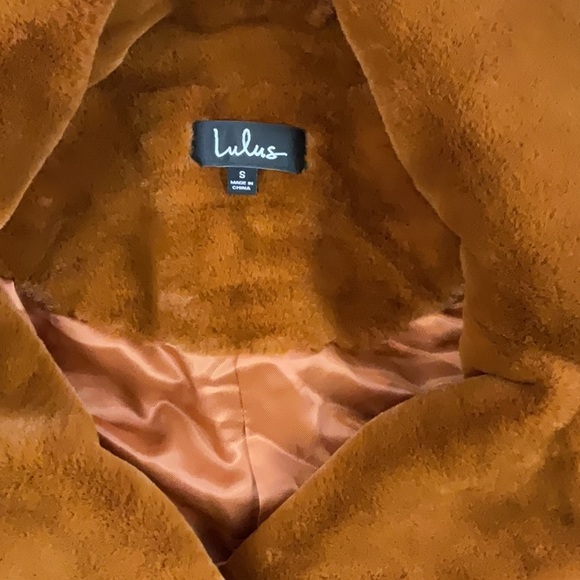 Lulu’s NWT Avante Brown Faux Fur Double Breasted Coat - Picture 13 of 13